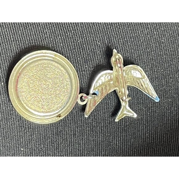 Vintage Bird Brooch Bunker Hill Boston Mass Dangle Charm Collectible Pin - Picture 3 of 7